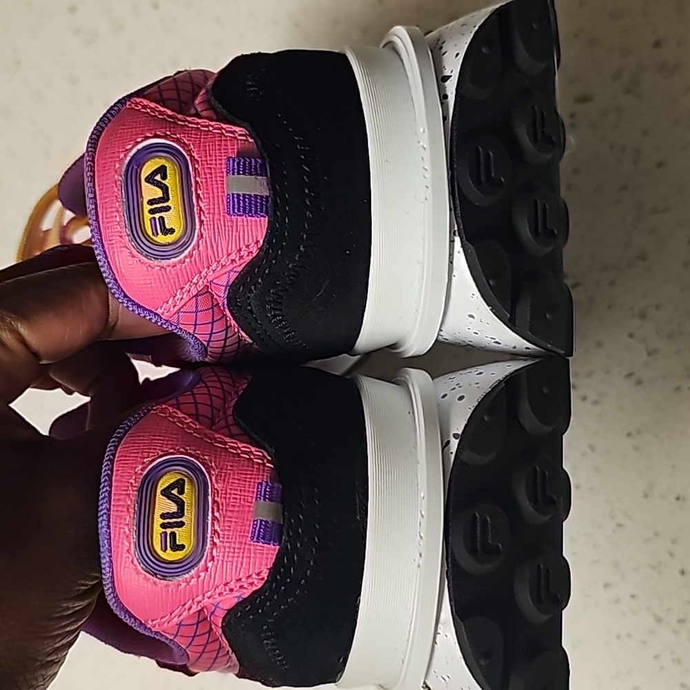 Fila Women's Yellow and Black Sneakers - Picture 6 of 8